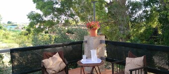 Holiday Home 'Casa Sorrapa' with Lake Views, Wi-Fi and Air Conditioning