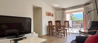 Charming Catalan House in Sorède - Sleeps 4