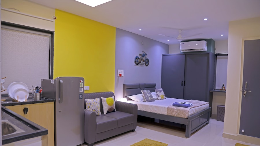 Srinivasam Studio Flat