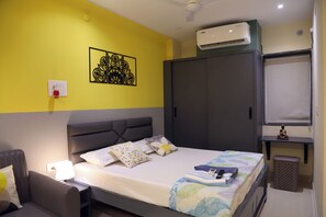 Room - Srinivasam Studio Flat (Hyderabad)