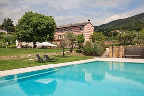 Pool - Villa Tenuta Campetti (Caprino Veronese)