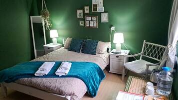 Classic Double Room, 1 Double Bed, Non Smoking, Garden View | Individually decorated, individually furnished, free WiFi, bed sheets