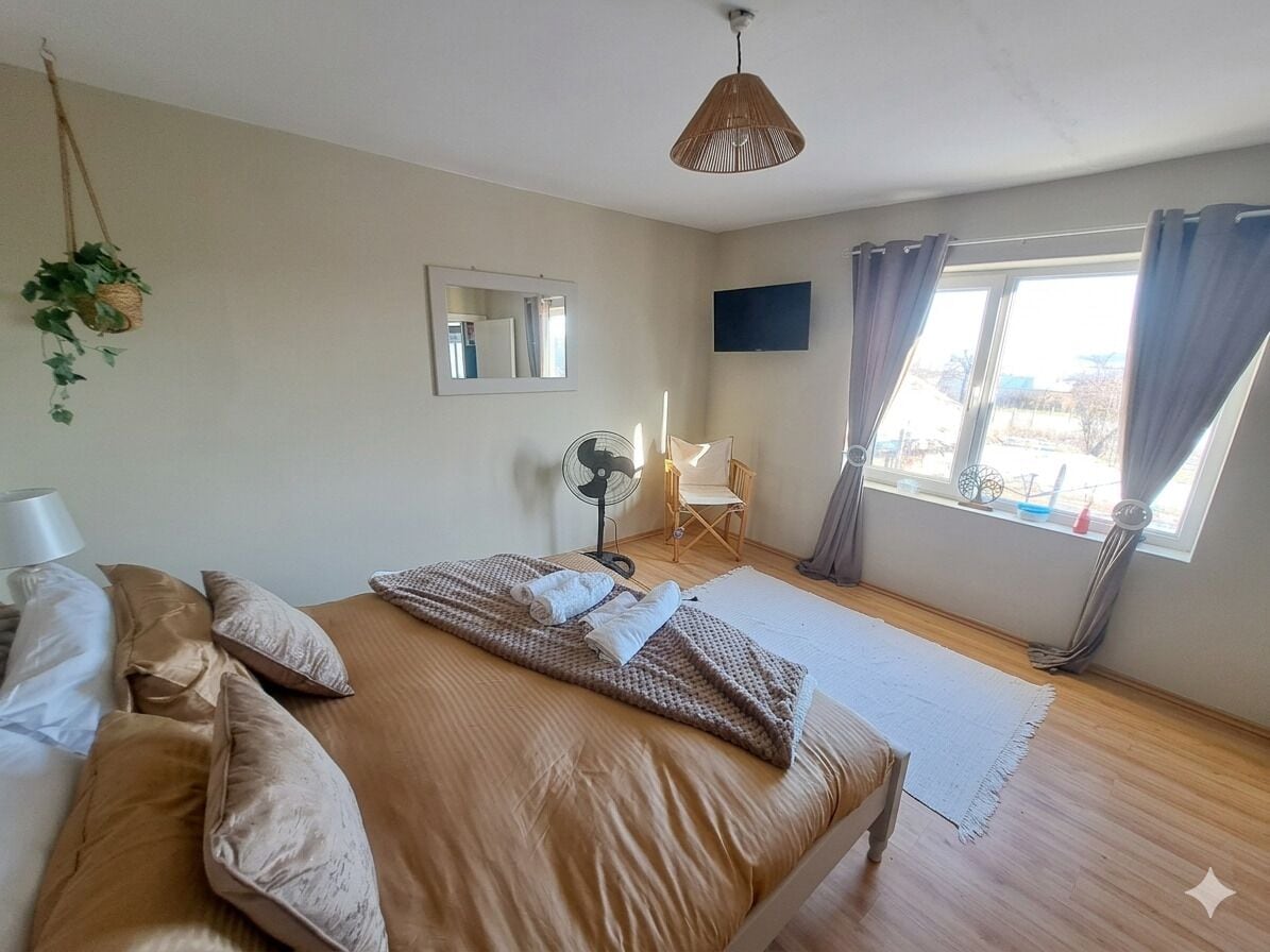 Classic-Doppelzimmer, Hügelblick | Individuell dekoriert, individuell eingerichtet, kostenloses WLAN
