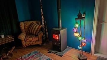 Classic Double Room, Hill View | Individually decorated, individually furnished, free WiFi, bed sheets