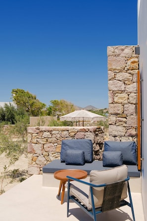 Suite with Garden View - Ground Floor - Gaia | Terrace/patio