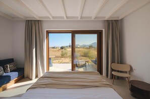 Suite with Garden View - Ground Floor - Karpos