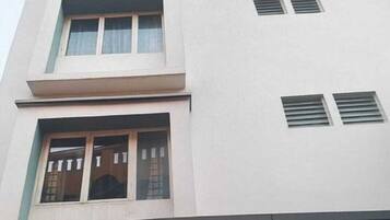 Majoituspaikan julkisivu