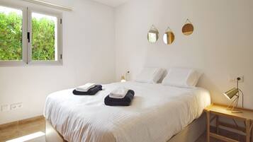 4 sovrum, strykjÀrn/strykbrÀda, wi-fi och sÀngklÀder