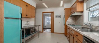 Timeless 3BR Mid-Century Modern | St. John’s Gem