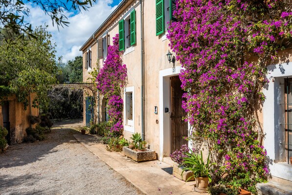 Exterior - Villa 'Es Galliner' with Private Pool, Private Terrace and Wi-Fi (Illes Balears)