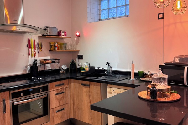 Mikrobølgeovn, ovn, kogeplade, opvaskemaskine