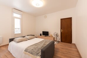 1 Schlafzimmer, Bügeleisen/Bügelbrett, WLAN, Bettwäsche