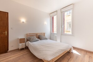 1 quarto, ferros/tábuas de passar roupa, Wi-Fi, roupa de cama