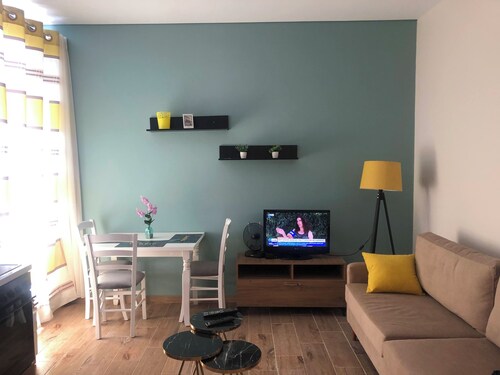 Rezidenca Shopi one bedroom balcony apartment