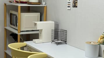 Classic Double Room, Multiple Beds, Non Smoking, Refrigerator | Private kitchen