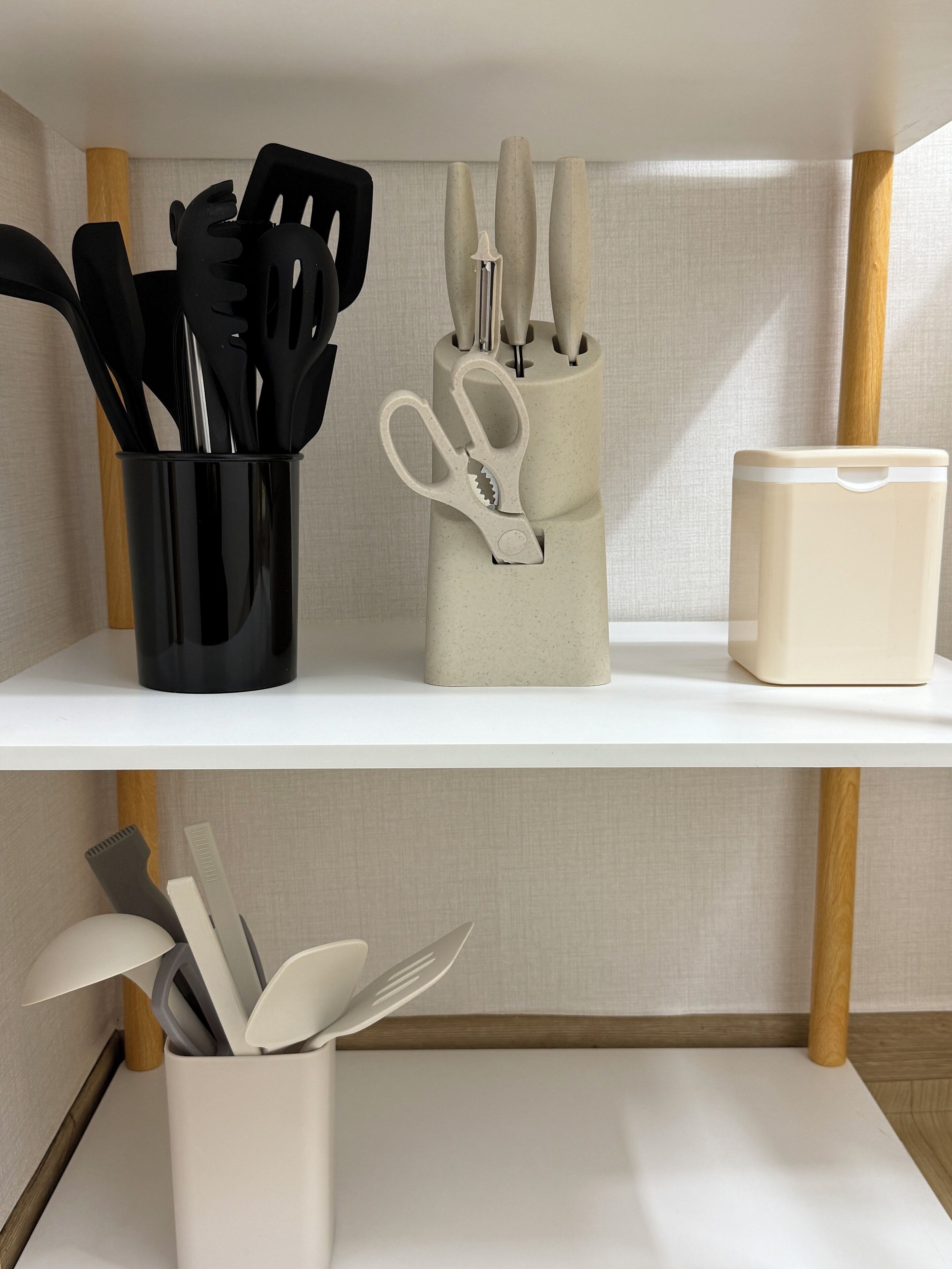 Classic Double Room, Multiple Beds, Non Smoking, Refrigerator | Private kitchen