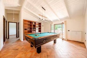 Spielezimmer