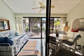 Interior - VLP 22 - Poolside 3bed/2bath condo!  Great location to beach and pool! (Saint Augustine)