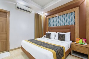 Deluxe Double Room - Hotel Lohmod (New Delhi)