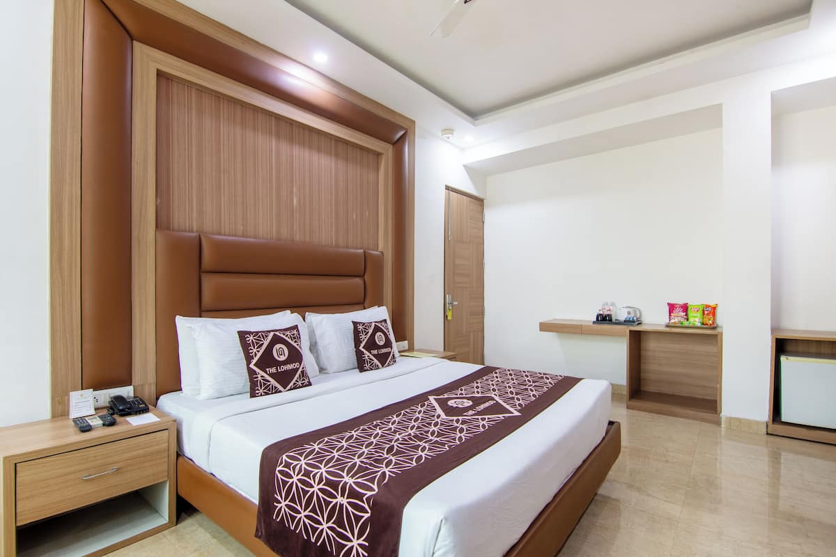 Egyptian cotton sheets, premium bedding, down duvets, memory-foam beds