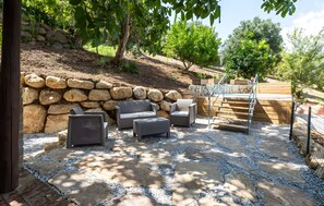 Terrace/patio - Villa 'Cerasella' with Mountain View, Wi-Fi and Air Conditioning (Stella Cilento)