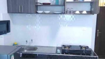 Microwave, oven, stovetop