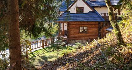 Picturesque cottage with sauna and WiFi near magical Banská Štiavnica