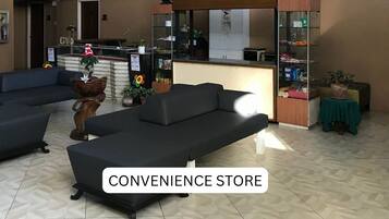 Condo, 1 Bedroom, City View | Living room