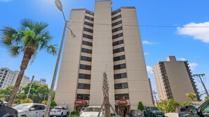 Exterior - Charming condo close to the beach! Ocean Villas 101 (Myrtle Beach)