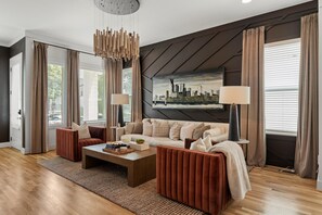 Smart TV, DVD player, stereo