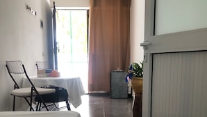 Suite – basic, balkong, hageutsikt