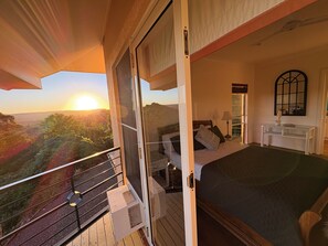 10 chambres, fer et planche à repasser, Wi-Fi, draps fournis