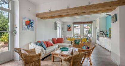 Maison familiale, 200m de la mer 10 ad.2 enfants