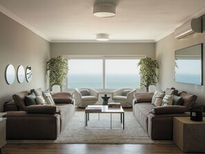 Smart TV, printers - OCEAN VIEW LUXURY CONDO-Walk to Beach & Cascais with Spectacular Views of Sea (Estoril)