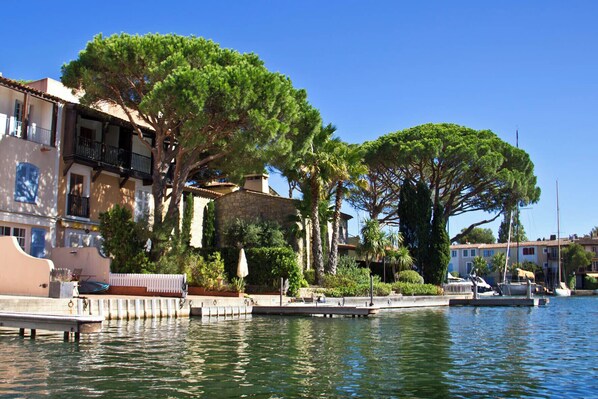 Apartemen (4 Bedrooms) | Interior