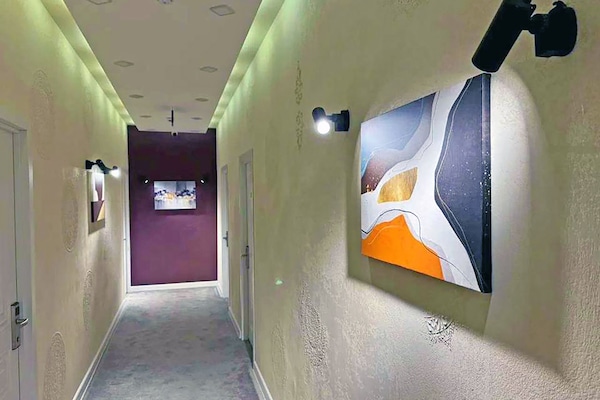 Lobi