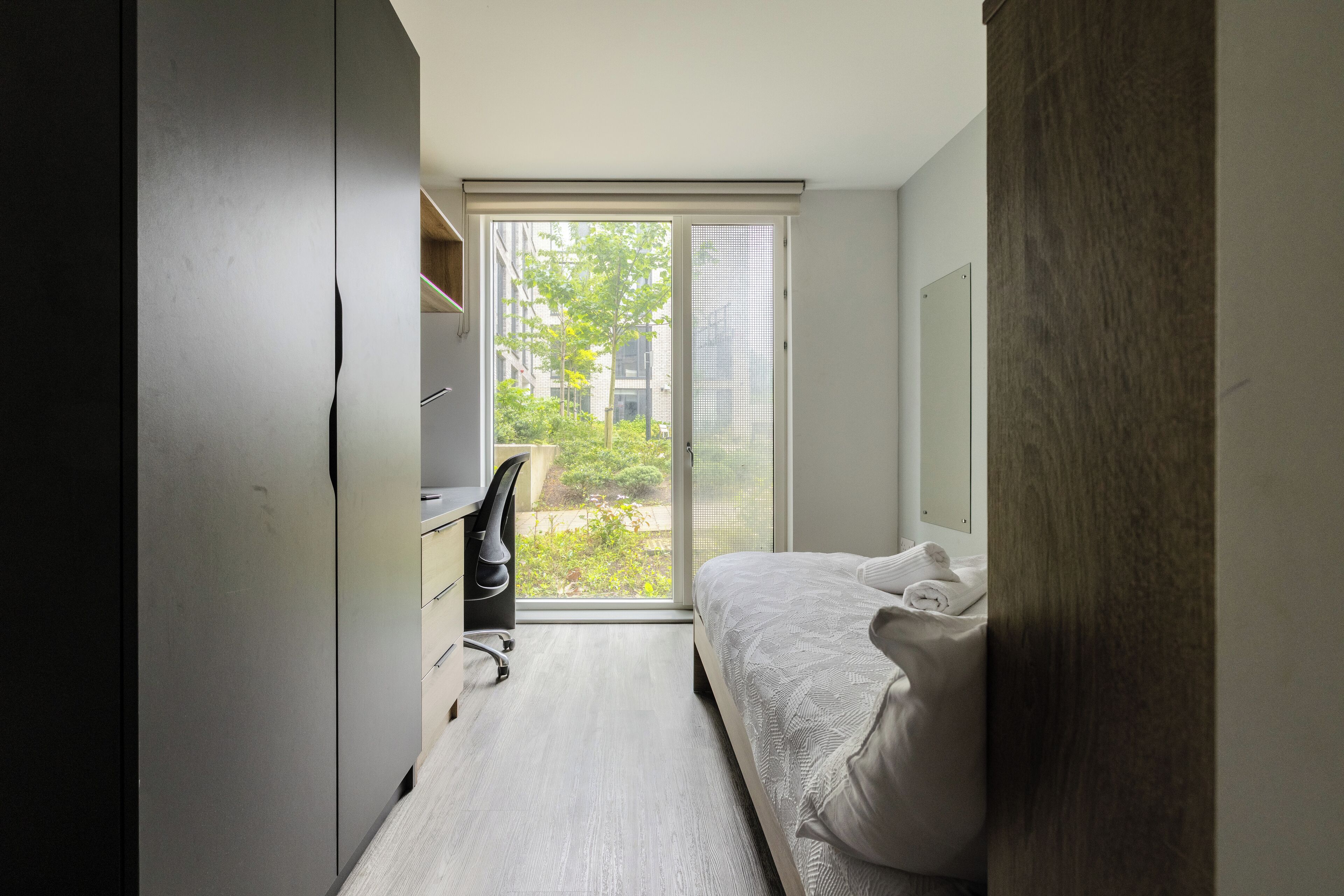 Basic Double Room, Non Smoking, Private Bathroom