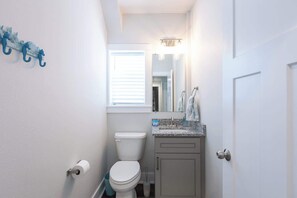 Unclassified image, 2 of 63, button