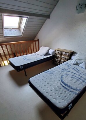 1 bedroom, iron/ironing board, WiFi