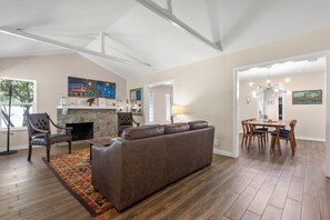 House | 3 bedrooms, Internet