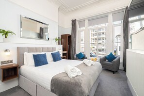 クラシック スタジオ | アイロン / アイロン台、WiFi (無料)