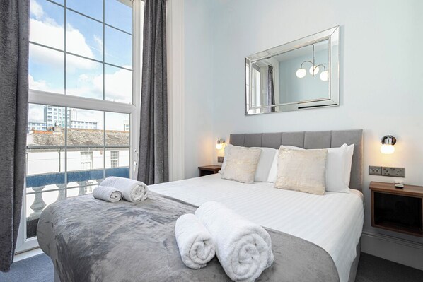 Classic Double Room | Iron/ironing board, free WiFi