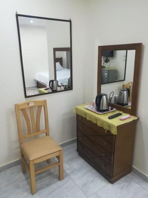 1 bedroom, WiFi - Ramses Guest House - 2 queen room, sleeps 4 (Giza Governorate)