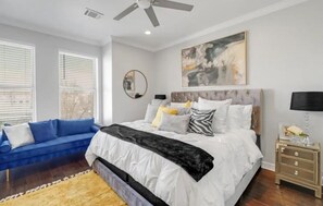 3 bedrooms, iron/ironing board, free WiFi, bed sheets