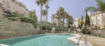 Holiday Home 'Tarifa' with Sea Views, Wi-Fi and Air Conditioning