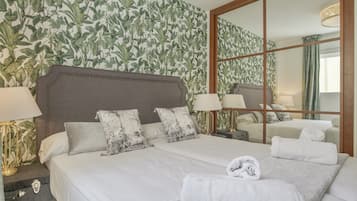 4 slaapkamers, een strijkplank/strijkijzer, wifi, beddengoed