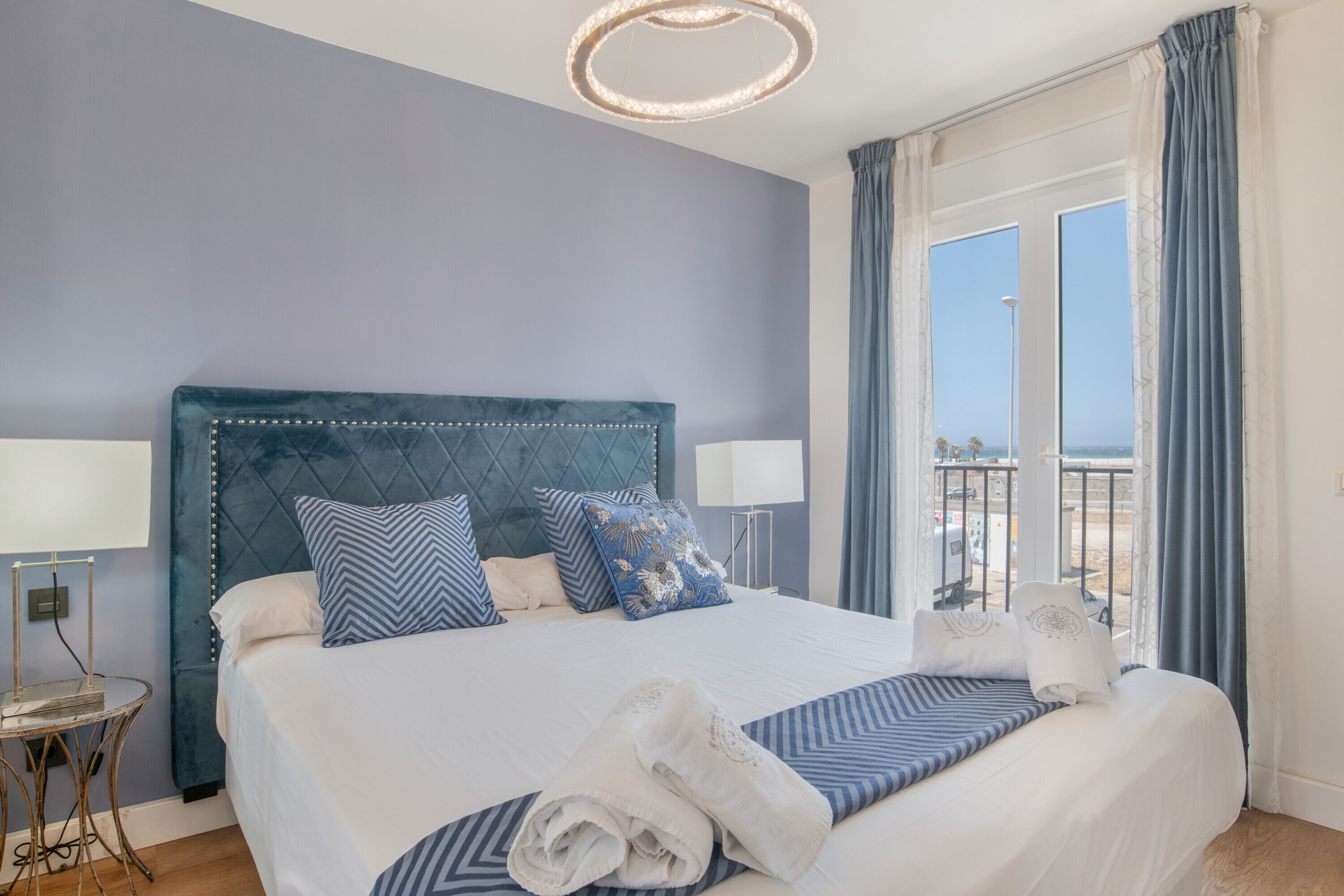 4 slaapkamers, een strijkplank/strijkijzer, wifi, beddengoed