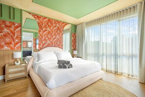 3 bedrooms, iron/ironing board, travel crib, free WiFi