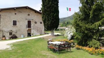 Ristorazione all'aperto