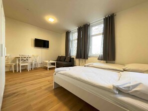 1 chambre, Wi-Fi gratuit, draps fournis
